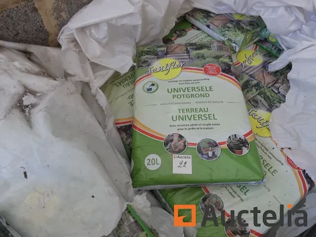 Potten in zakken - afbeelding 3 van  5