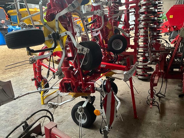 Pottinger apparatuur voor het maken van hooi - afbeelding 8 van  14