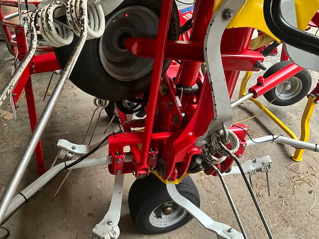 Pottinger apparatuur voor het maken van hooi - afbeelding 14 van  14