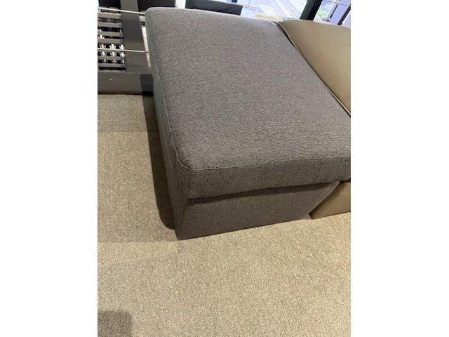 Pouf - afbeelding 1 van  1