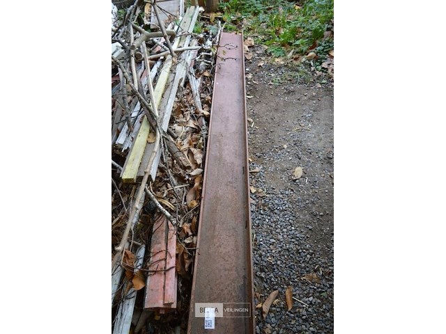 Poutrel ±20 cm hoog ± 3 meter - afbeelding 1 van  3