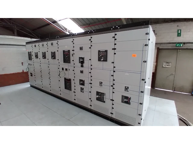 Power distribution board lv ags - afbeelding 1 van  12