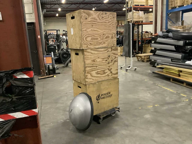 Power factory plyo box 60cm 3x krachtstation - afbeelding 1 van  5