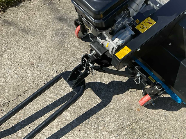 Power sweeper straatveegmachine - afbeelding 10 van  11