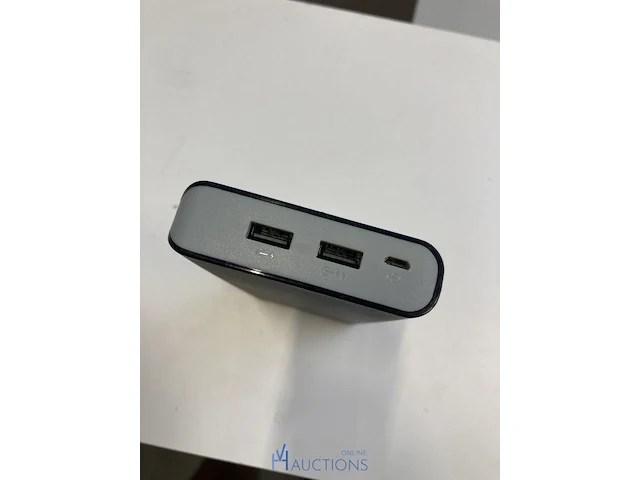 Powerbank trust - afbeelding 1 van  3