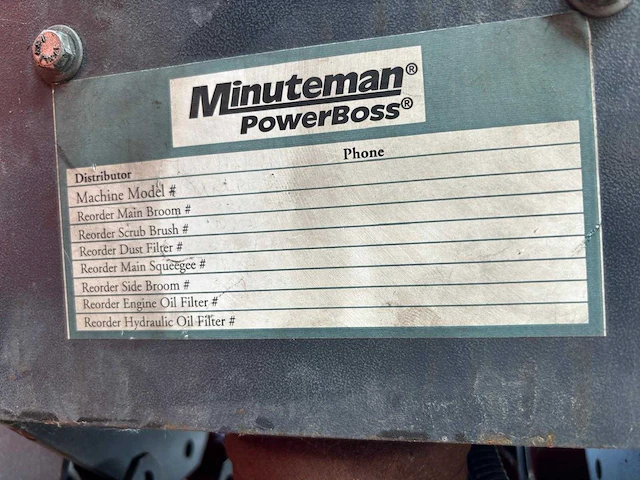 Powerboss - sw/9xr - zelfrijdende veegmachine - afbeelding 2 van  11