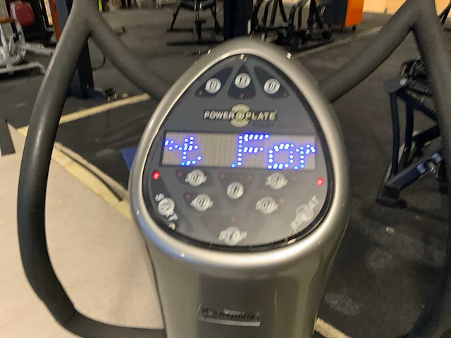 Powerplate next gen trilplaat krachtstation - afbeelding 4 van  6