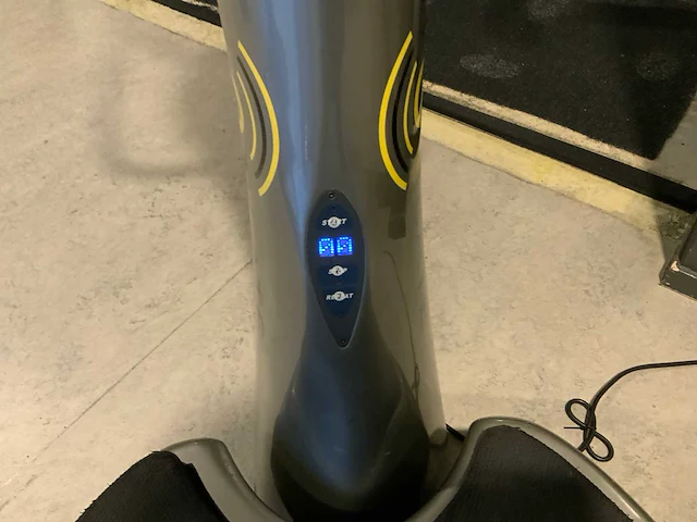 Powerplate next gen trilplaat krachtstation - afbeelding 5 van  6