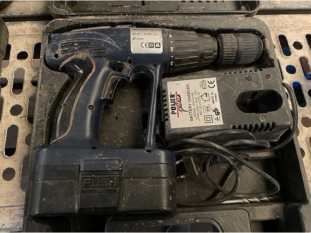 Powerplus accu boormachine - afbeelding 1 van  3