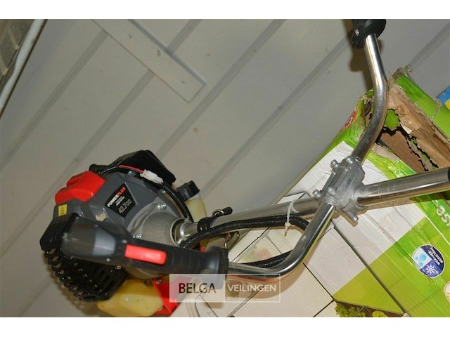 Powerplus bosmaaier benzine - afbeelding 1 van  4