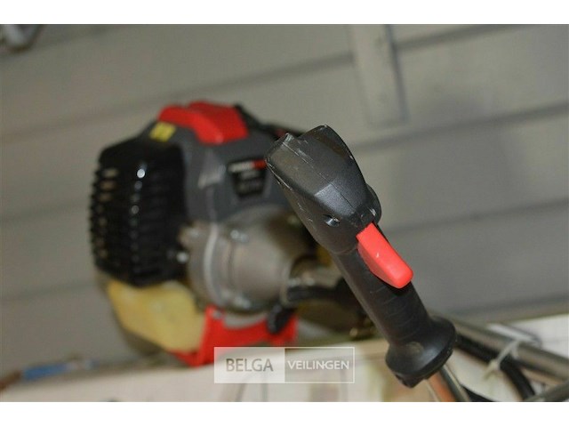 Powerplus bosmaaier benzine - afbeelding 2 van  4