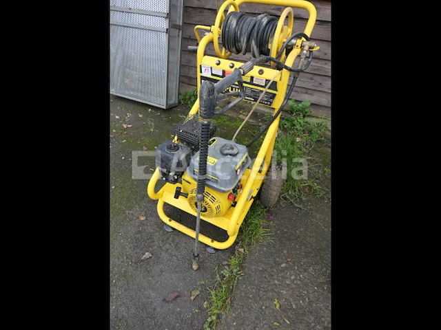 Powerplus pow xg9007 benzinemotor hogedrukreiniger - afbeelding 8 van  9