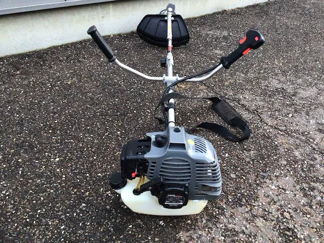 Powerplus poweg 8011 bosmaaier - afbeelding 5 van  5