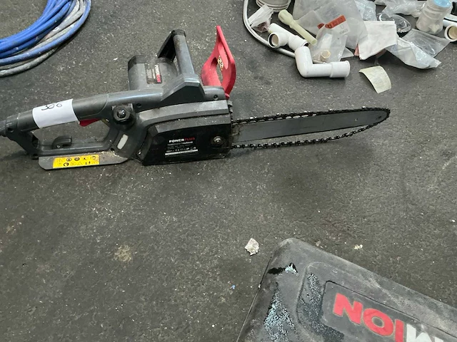 Powerplus powg1010 kettingzaag - afbeelding 1 van  3