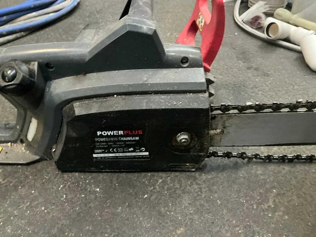 Powerplus powg1010 kettingzaag - afbeelding 3 van  3