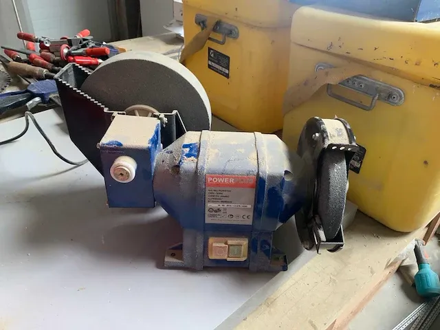 Powerplus pows103 dubbele slijpmolen - afbeelding 1 van  2