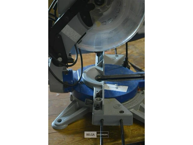 Powerplus verstekzaag - afbeelding 5 van  8