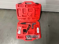 Powers fasteners nagelmachine - afbeelding 1 van  3