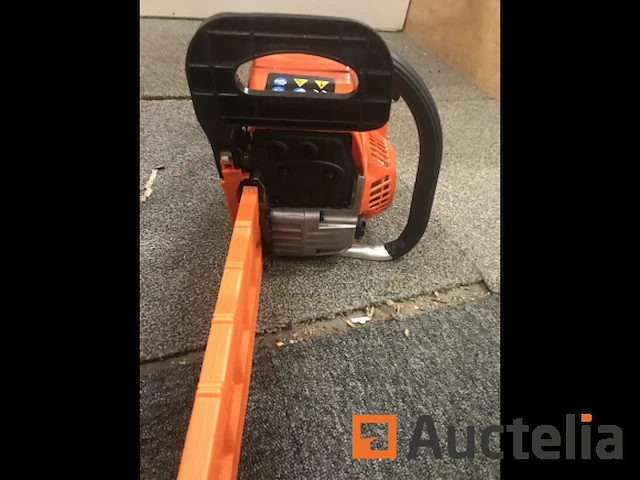 Powertech benzine kettingzaag 52cc - afbeelding 1 van  6