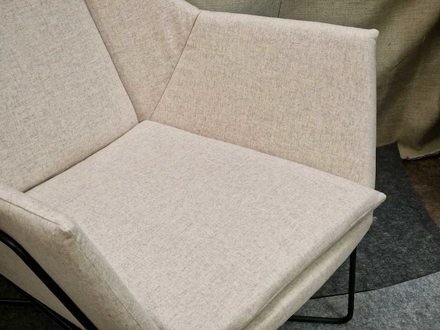 Pr interiors - stanford beige fabrics - arm chair - afbeelding 5 van  6