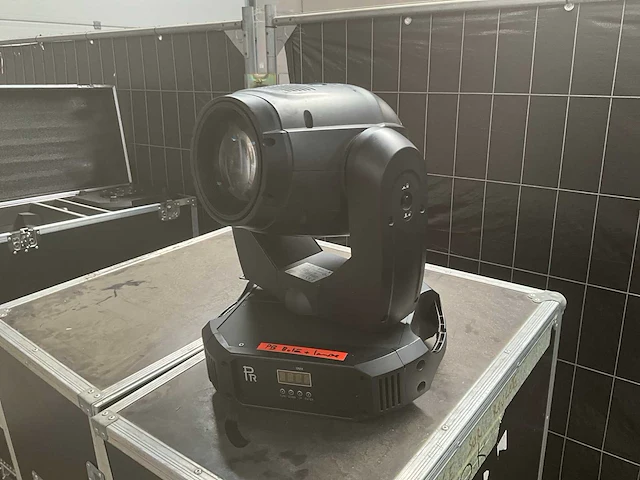 Pr xr230 moving head (8x) - afbeelding 1 van  9