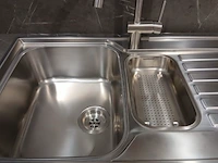 Prachtige keuken strak modern - afbeelding 15 van  16