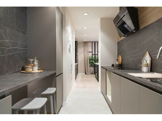 Prachtige keuken strak modern - afbeelding 2 van  8