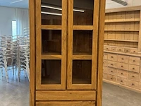 Prachtige teak kast in koloniale stijl