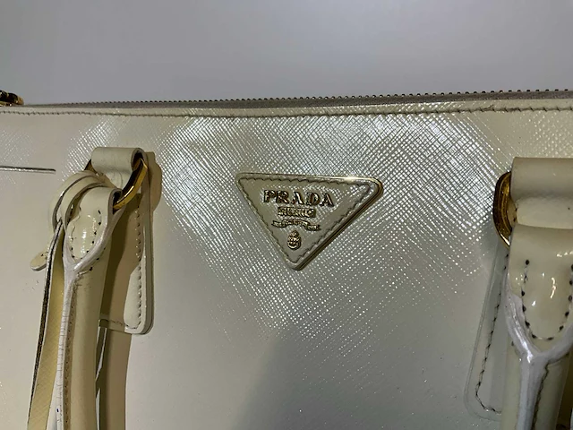 Prada handtas - afbeelding 6 van  9