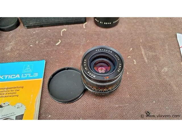 Praktica fotocamera en lenzen - afbeelding 7 van  10