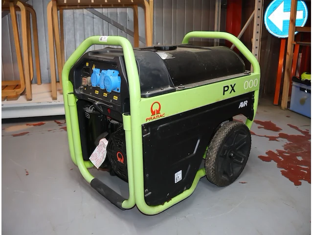 Pramac avr stroomgenerator - afbeelding 1 van  6