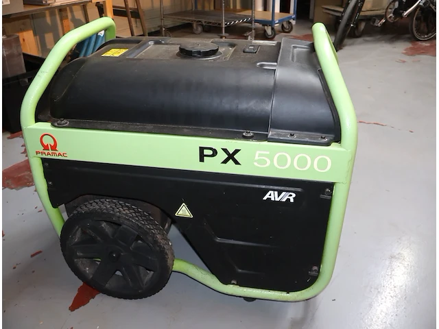 Pramac avr stroomgenerator - afbeelding 5 van  6