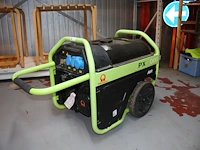Pramac avr stroomgenerator - afbeelding 6 van  6