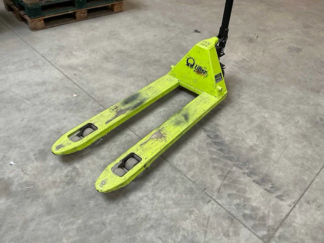 Pramac hand hydraulische palletwagen - afbeelding 2 van  3