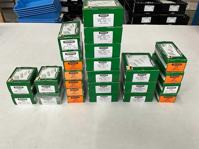 Prebena mix kavel diverse nieten en spijkers - afbeelding 1 van  8