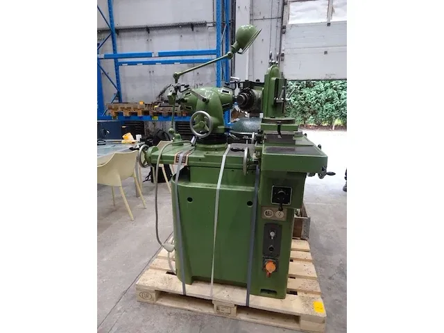 Precisie gereedschap slijpmachine robert habib - afbeelding 17 van  19