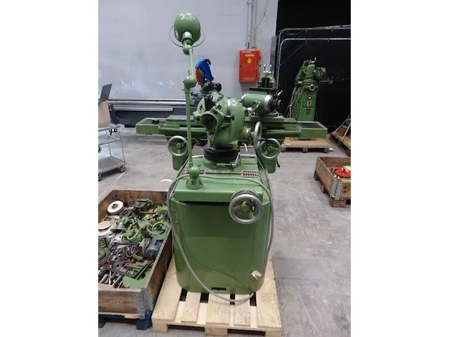 Precisie gereedschap slijpmachine robert habib - afbeelding 18 van  19