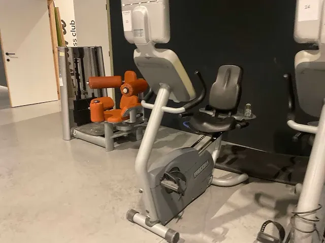 Precor 846i hometrainer - afbeelding 1 van  6