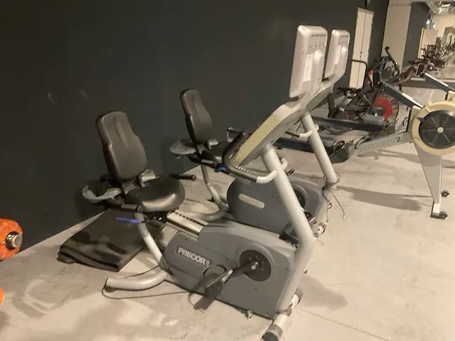 Precor 846i hometrainer - afbeelding 2 van  6