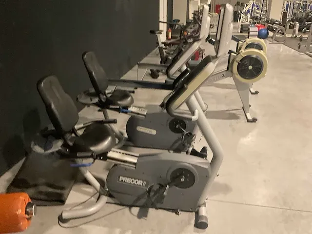Precor 846i hometrainer - afbeelding 3 van  6