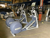 Precor 885 p80 crossramp crosstrainer - afbeelding 2 van  5