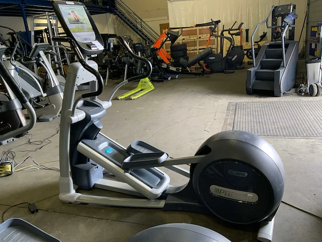 Precor 885 p80 crossramp crosstrainer - afbeelding 5 van  5