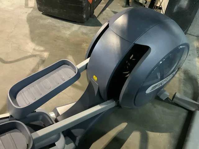 Precor 885 p80 crossramp crosstrainer - afbeelding 5 van  6