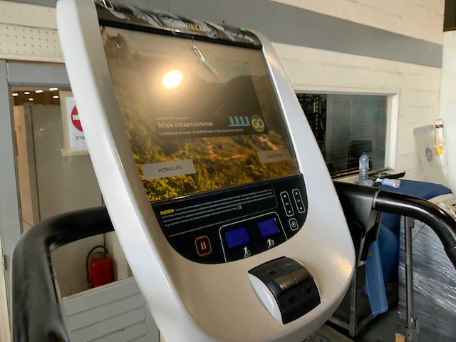 Precor 885 p80 crossramp crosstrainer - afbeelding 6 van  6