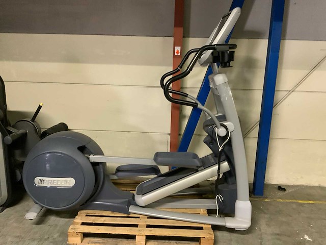 Precor 885 p80 crossramp crosstrainer - afbeelding 1 van  5