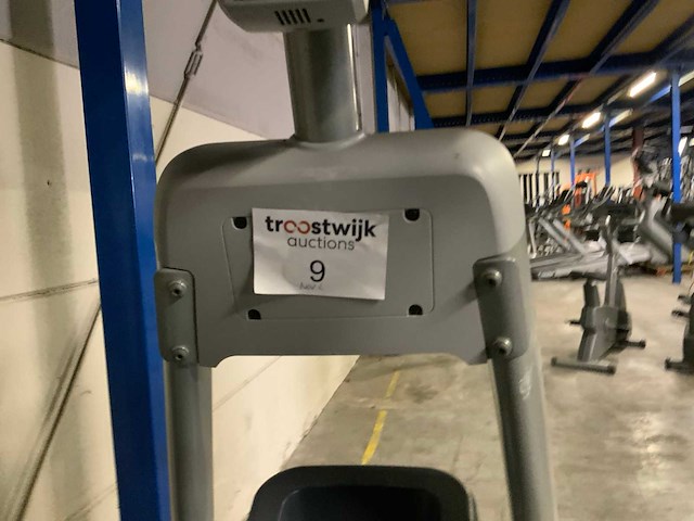 Precor 885 p80 crossramp crosstrainer - afbeelding 4 van  5