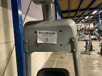 Precor 885 p80 crossramp crosstrainer - afbeelding 4 van  5