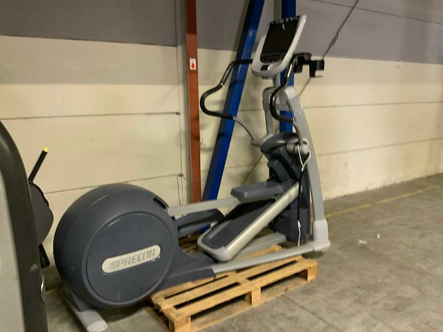 Precor 885 p80 crossramp crosstrainer - afbeelding 5 van  5