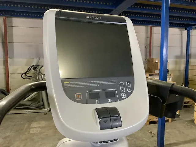 Precor 885 p80 crosstrainer crosstrainer - afbeelding 4 van  7