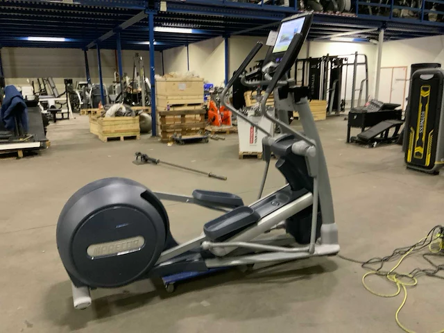 Precor 885 p80 crosstrainer crosstrainer - afbeelding 2 van  7